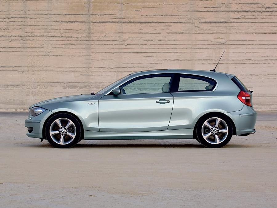  BMW 120i 3-Door 2007 года  (фото 17 из 70)